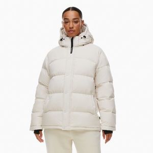 Aritzia Super Puff Regular length Matte Pearl